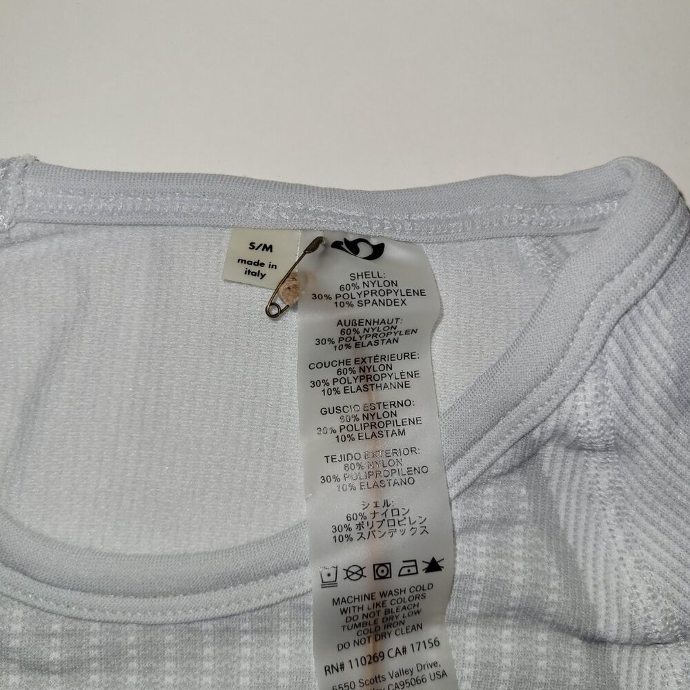 Giro Women's Chrono Short Sleeve Base Layer, White, Size S/M Retail $75 - Picture 4 of 12